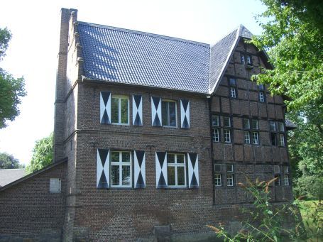 Korschenbroich : Haus Fürth, Wasserburg in Fachwerkbauweise